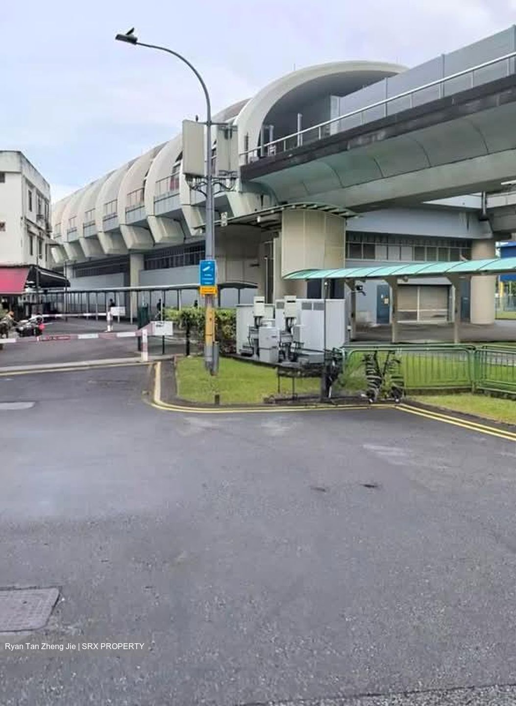 Lorong 27 Geylang (D14), Shop House #558739021